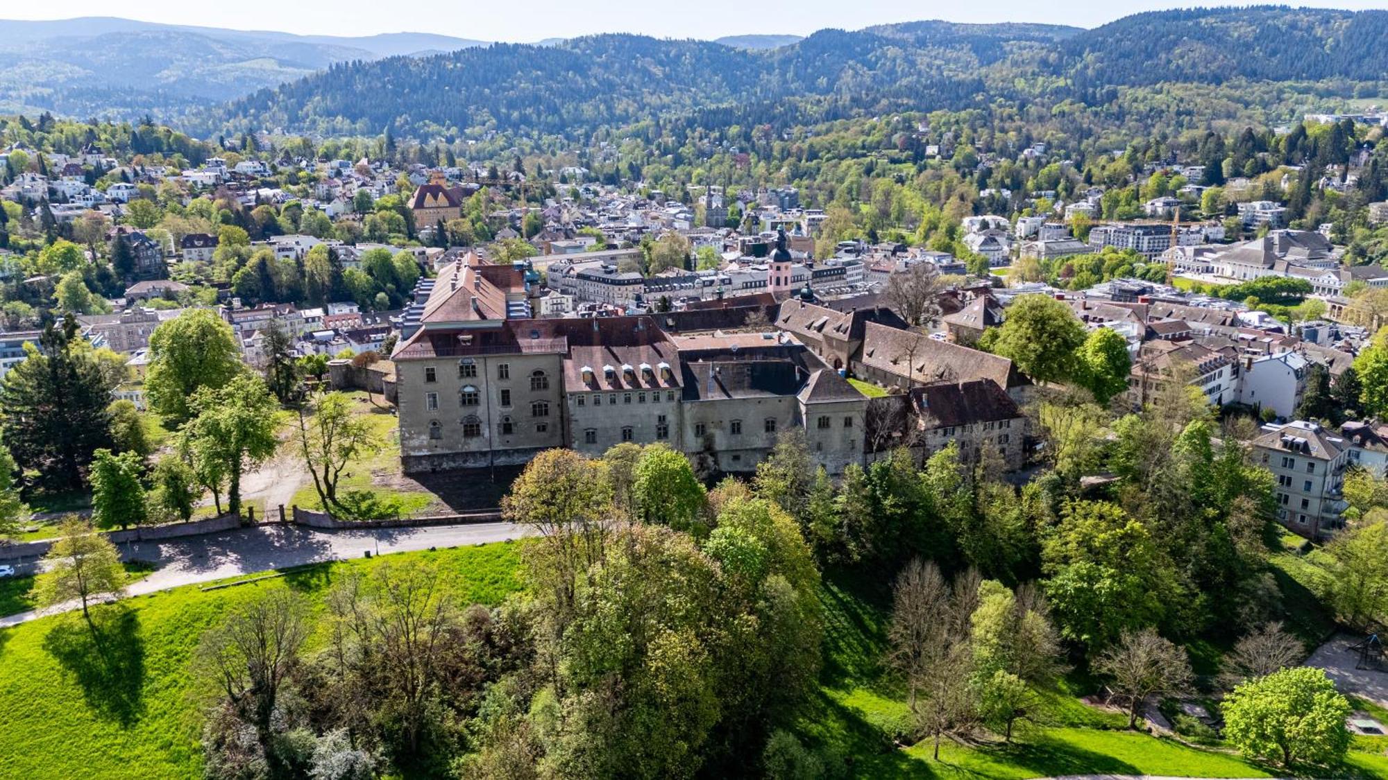 Stadtblick Vom Herrengut Baden-Baden Exterior photo